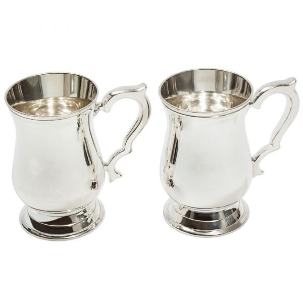 Premium Blue Blazer Silver Mug 57.5cl - Elegant cocktail glassware for stylish mixologists, perfect for serving and sipping in style.