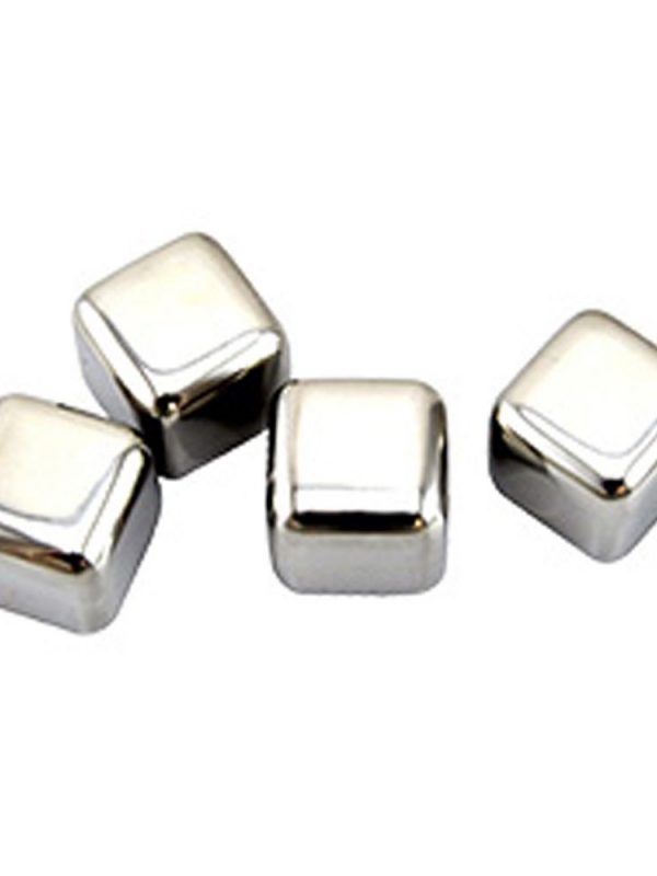 Set of 4 Premium Stainless Steel Ice Cubes for Chilled Drinks - Reusable and Durable, Perfect for Cocktails and Beverages