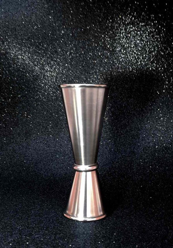Exquisite Japanese Jug 25/50 - Handcrafted with precision, this premium jug is perfect for serving your favorite beverages in style.