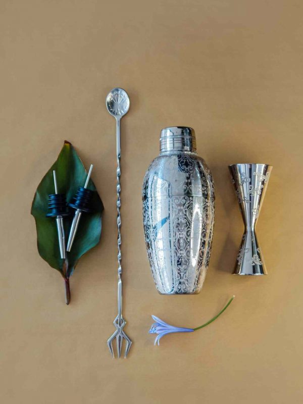Elevate your home bar with the sleek and stylish Carven Bar Kit - the must-have accessory for cocktail enthusiasts. Perfect for entertaining in style!