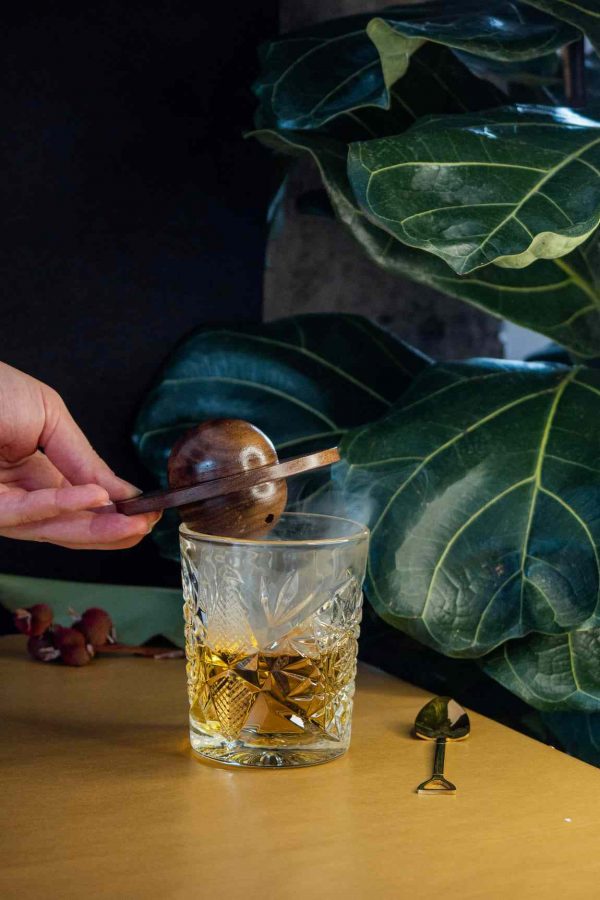 Elevate your cocktails with our Wood Chip Cocktail Smoker Kit for a unique and smoky twist! Perfect for home bartenders.