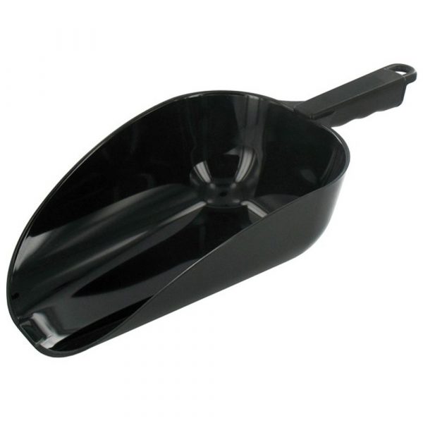 Premium Black Polycarbonate Ice Shovel 1.9LT - Durable and efficient tool for handling ice with ease, ideal for bars and restaurants.