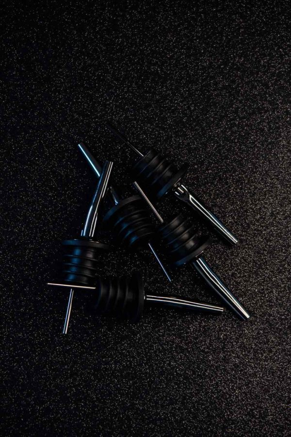 Set of 5 sleek black Speed containers, ideal for organization and storage. Add a touch of elegance to your space with this glossy set.