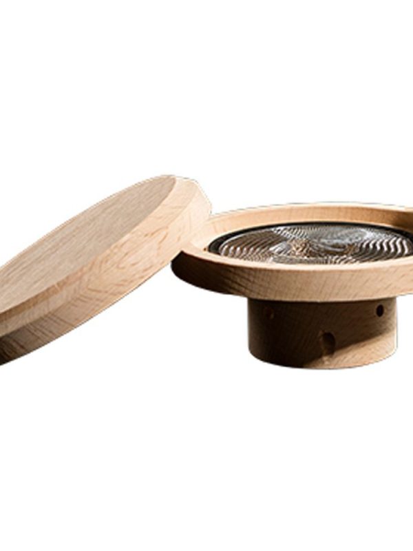 Enhance your cocktails with the exquisite Wooden Cocktail Smoker - elevate your drink game with this premium smoking tool!