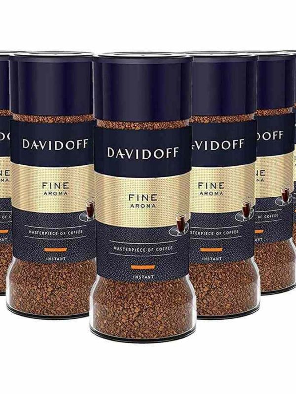 Indulge in the rich aroma of Davidoff Fine Aroma Instant Coffee 6 x 100 g - a premium coffee blend for your daily delight. Buy now!